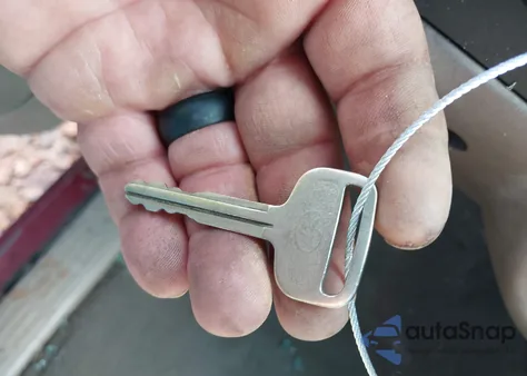 2004 Toyota Tacoma z USA, uszkodzony, nr VIN 5TENL42N64Z400101